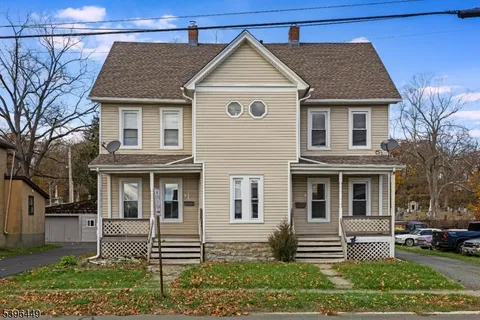 $2,300 | 8 Woodside Avenue, Newton, NJ 07860