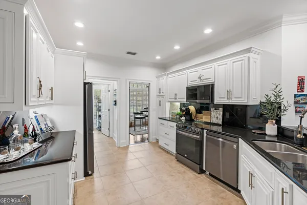 $695,000 | 3970 Kinderlou Forest, Valdosta, GA 31601