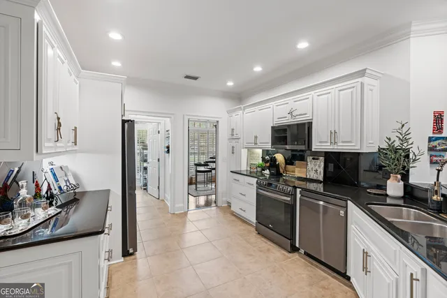 $709,900 | 3970 Kinderlou Forest, Valdosta, GA 31601