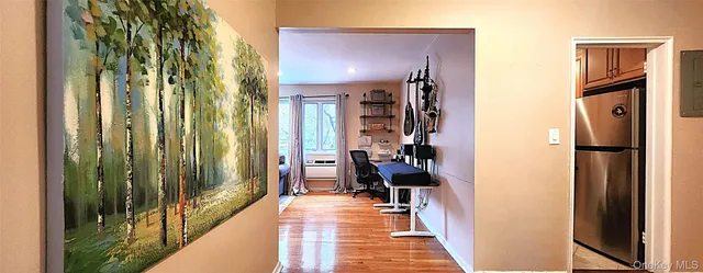 $379,999 | 54 Lawrence Drive, Unit D, White Plains, NY 10603