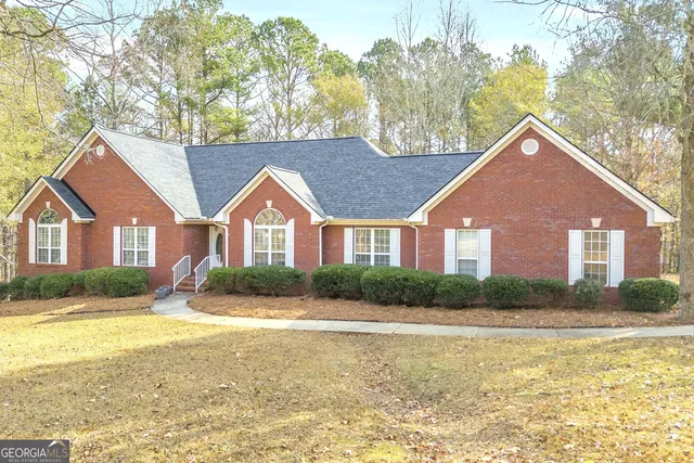 $625,000 | 114 River Bluff, Hoschton, GA 30548
