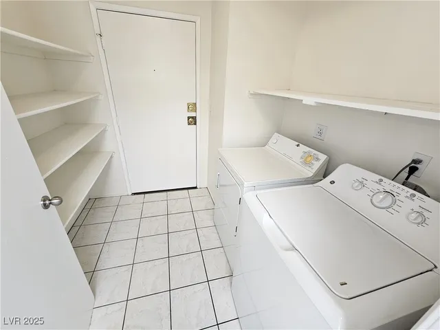 $1,250 | 2658 Ruthe Duarte Avenue, Las Vegas, NV 89121