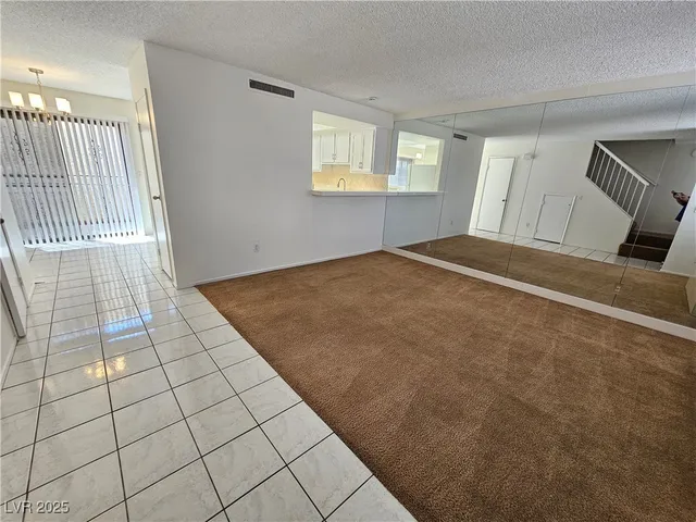 $1,250 | 2658 Ruthe Duarte Avenue, Las Vegas, NV 89121