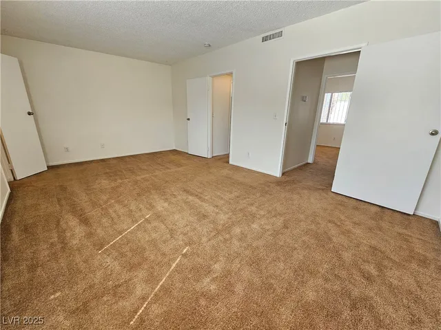 $1,250 | 2658 Ruthe Duarte Avenue, Las Vegas, NV 89121