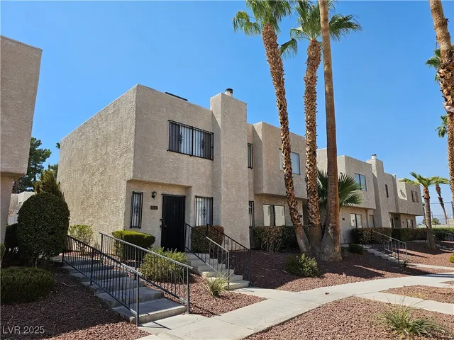 $1,250 | 2658 Ruthe Duarte Avenue, Las Vegas, NV 89121