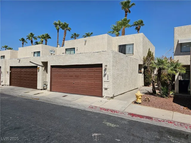 $1,250 | 2658 Ruthe Duarte Avenue, Las Vegas, NV 89121