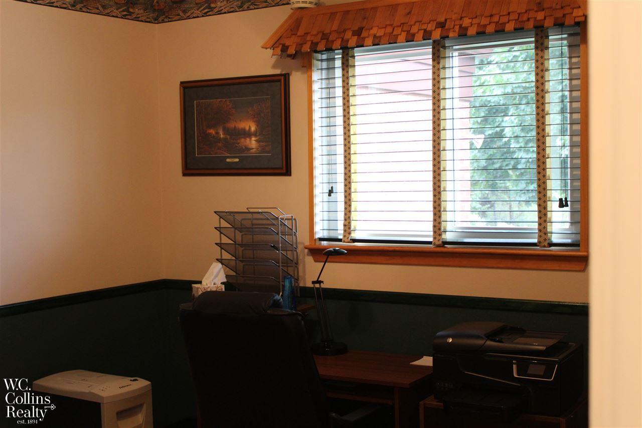 29350 Runey Drive Warren, MI 48092 - Photo 10 of 28 31300353-9.JPG