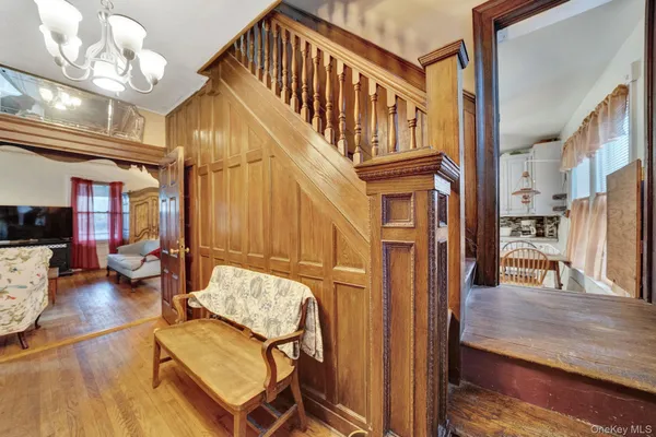 $774,999 | 320 South Bayview Avenue, Freeport, NY 11520