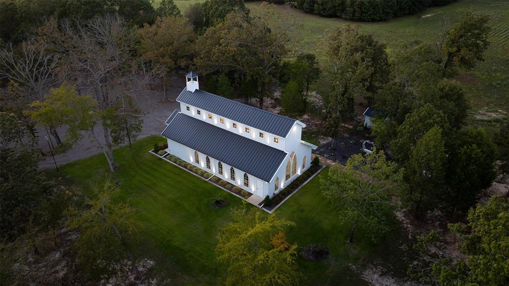 450 Northeast Loop 7 Athens, TX 75751 - Photo 18 of 38 a view of a yard with green space