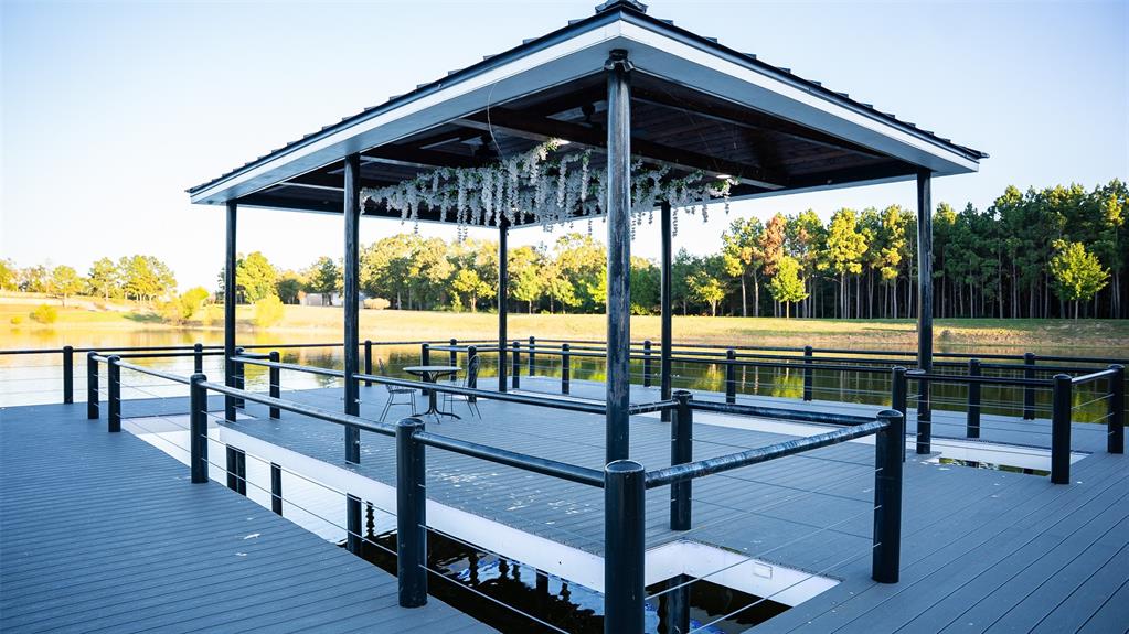 450 Northeast Loop 7 Athens, TX 75751 - Photo 26 of 38 a view of a swimming pool with a deck