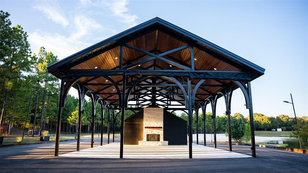 450 Northeast Loop 7 Athens, TX 75751 - Photo 28 of 38 a front view of a house