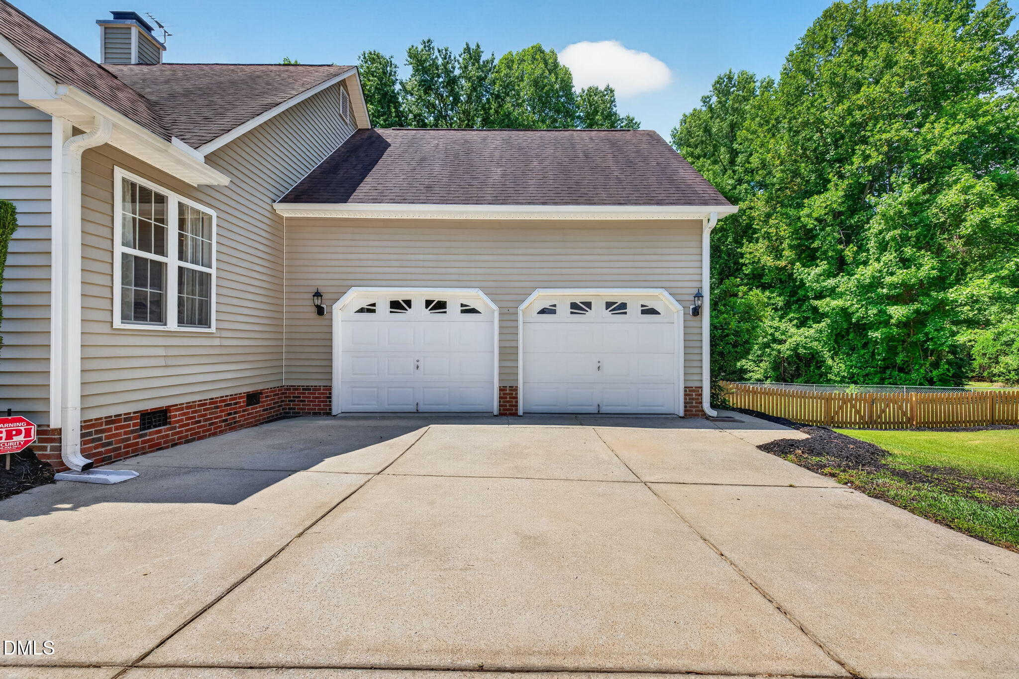6420 Silver Spring Court Willow Spring, NC 27592 - Photo 3 of 50
