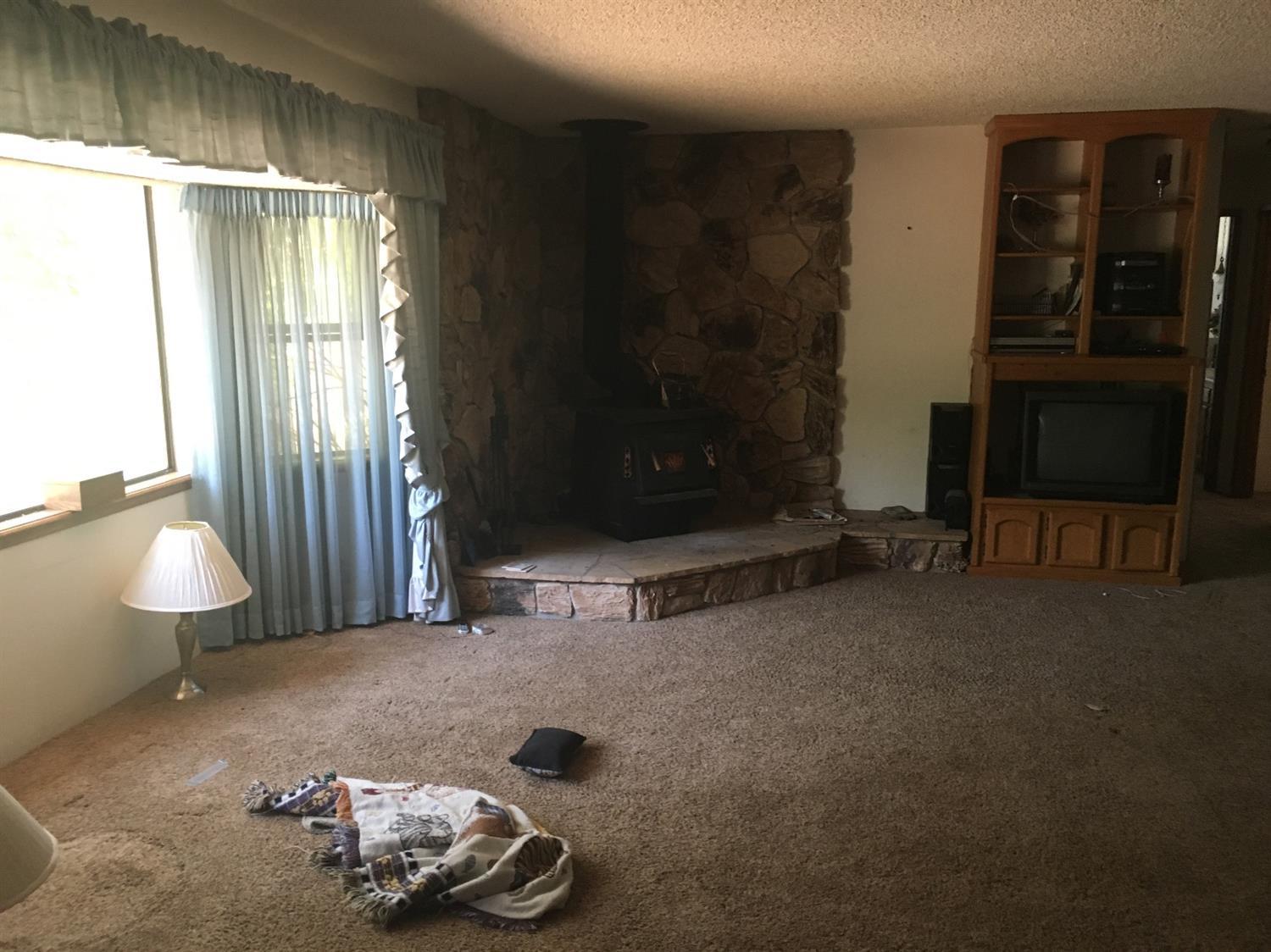 945 Queens Branch Road Rogue River, OR 97537 - Photo 3 of 18 Additional Photo