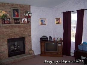 548 Back Street Scranton, PA 18504 - Photo 5 of 8 Gallery Image 5