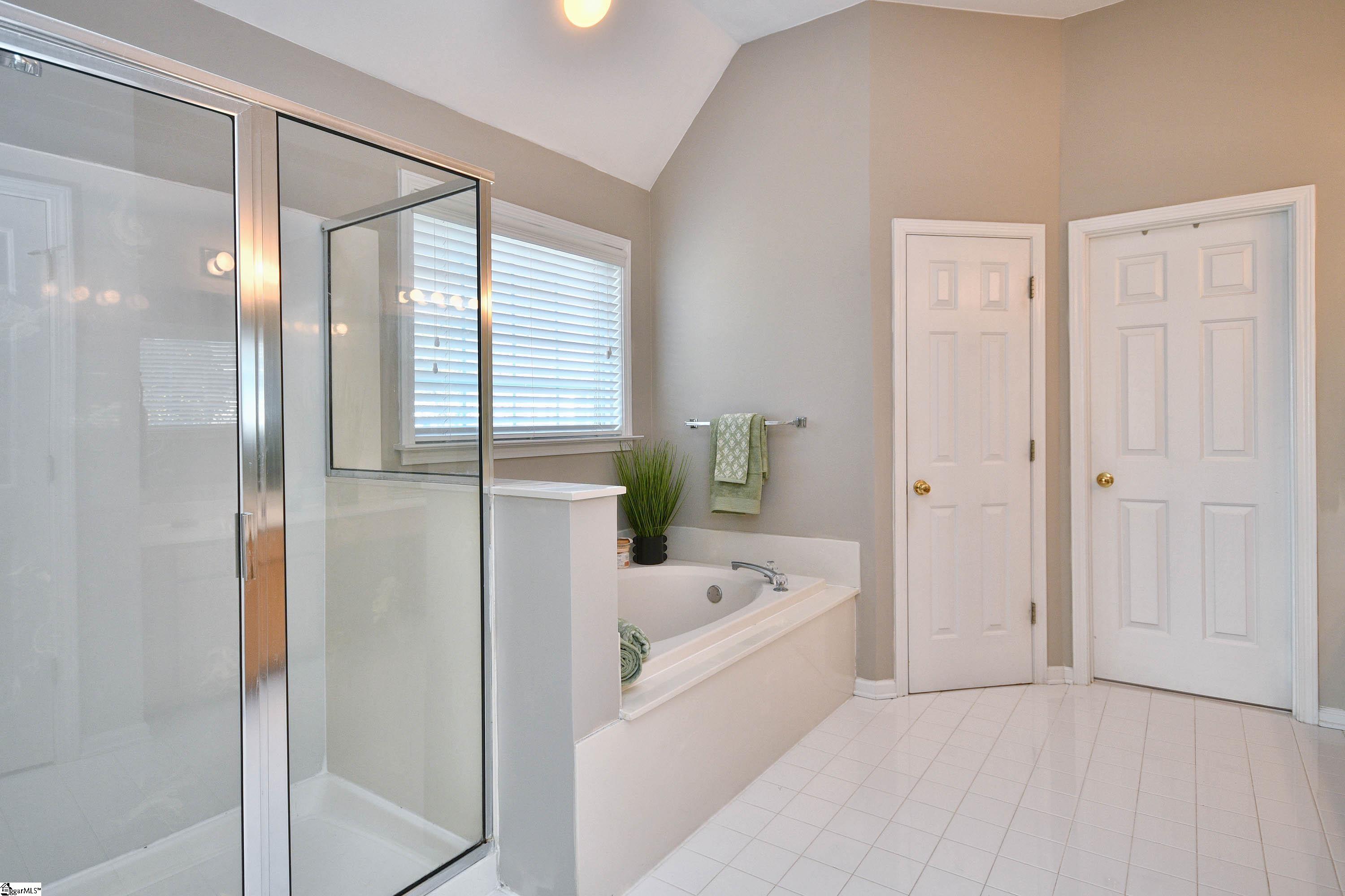 114 Myrtle Way Greer, SC 29650 - Photo 20 of 38 Gallery Image 20