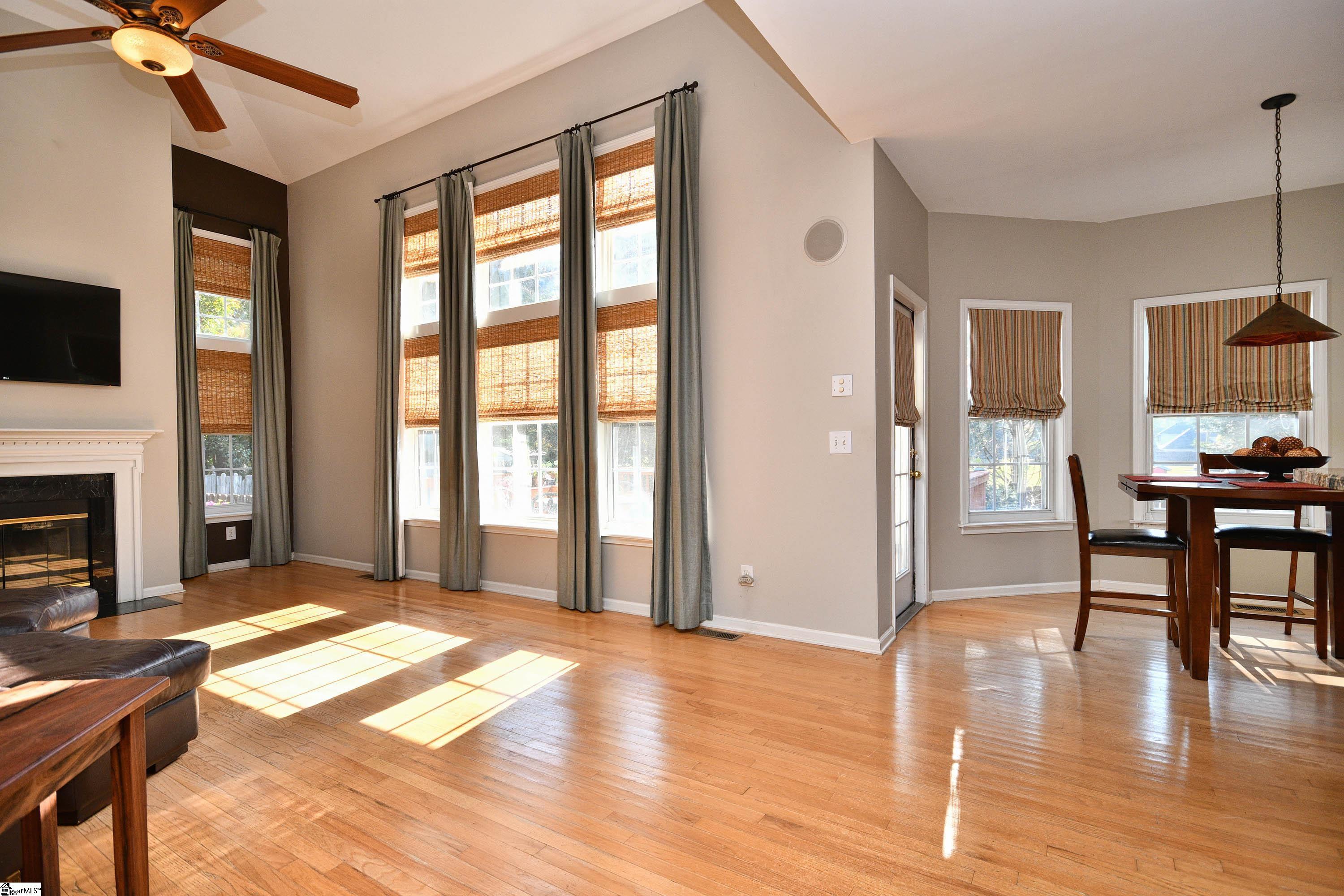114 Myrtle Way Greer, SC 29650 - Photo 7 of 38 Gallery Image 7