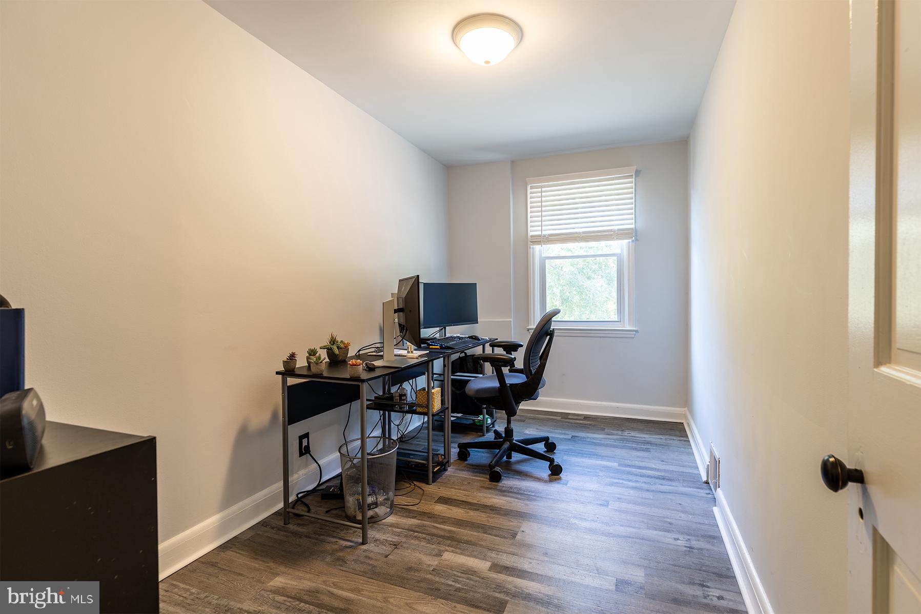 5318 Brookwood Road Baltimore, MD 21225 - Photo 22 of 34 Bedroom 3 or office