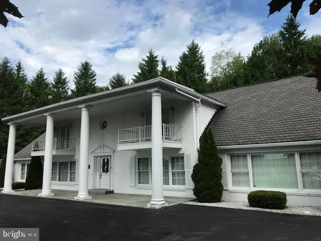 $850,000 | 2903 Chestnut Ridge Road, Grantsville, MD 21536