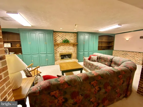 $850,000 | 2903 Chestnut Ridge Road, Grantsville, MD 21536