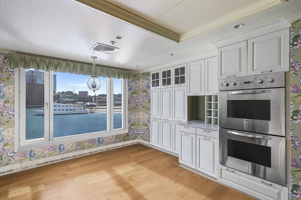20 Rowes Wharf, Unit 310 Boston, MA 02110 - Photo 10 of 31
