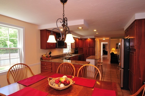 29 Johnson Road Sutton, MA 01590 - Photo 8 of 29 a room with furniture