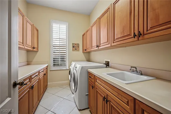 $7,250 | 18150 Old Pelican Bay Drive, Fort Myers Beach, FL 33931