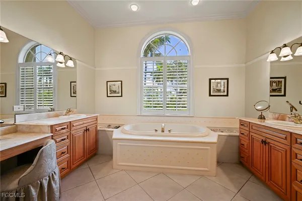 $7,250 | 18150 Old Pelican Bay Drive, Fort Myers Beach, FL 33931