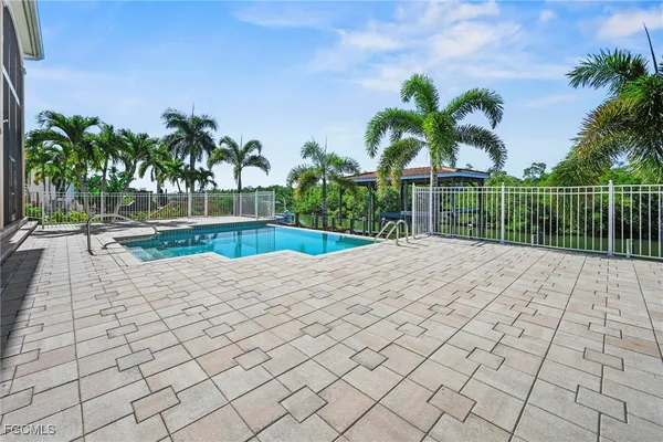 $7,250 | 18150 Old Pelican Bay Drive, Fort Myers Beach, FL 33931