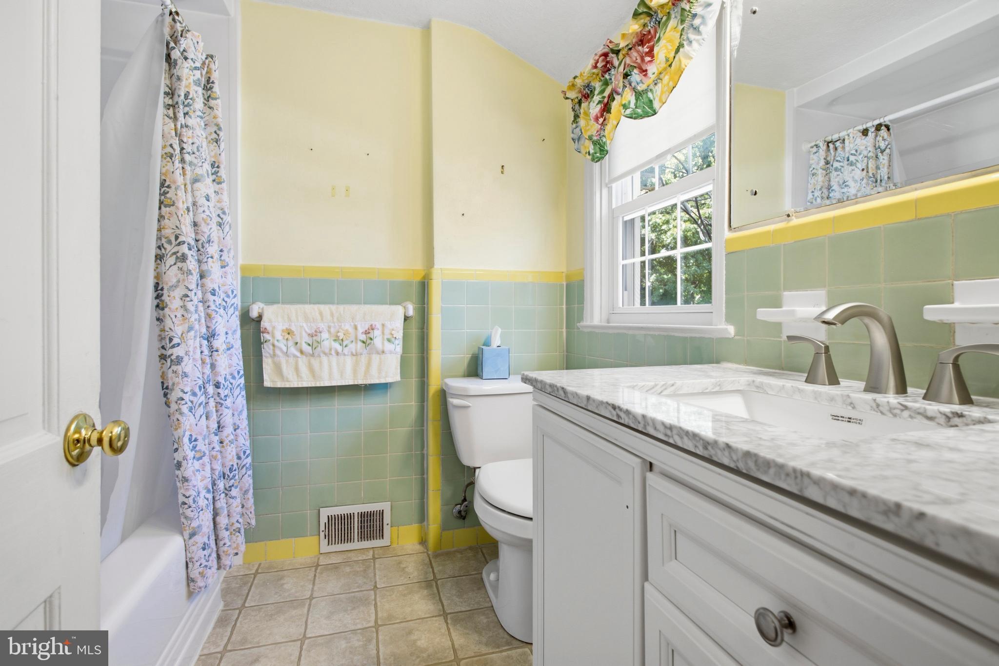 678 Andrew Road Springfield, PA 19064 - Photo 28 of 40