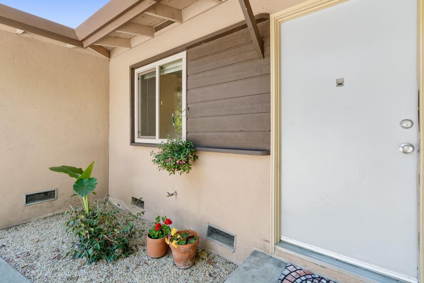 305 Canham Road Scotts Valley, CA 95066 - Photo 9 of 37 Gallery Image 9