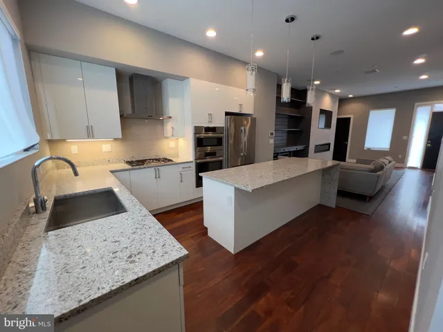 $4,500 | 423 Wallace Street, Philadelphia, PA 19123