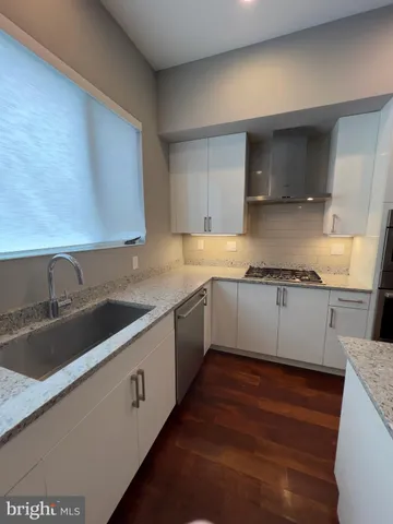 $4,500 | 423 Wallace Street, Philadelphia, PA 19123