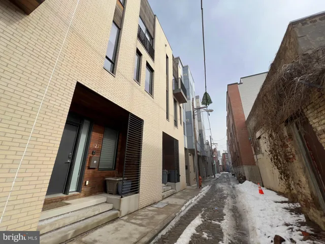 $4,500 | 423 Wallace Street, Philadelphia, PA 19123