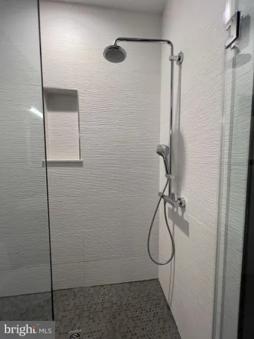 $4,500 | 423 Wallace Street, Philadelphia, PA 19123