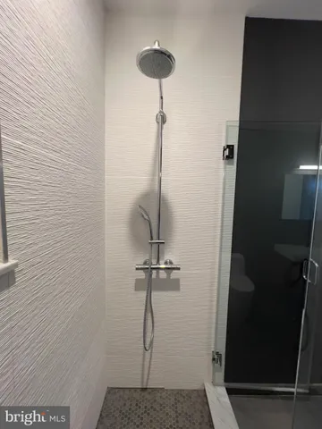 $4,500 | 423 Wallace Street, Philadelphia, PA 19123