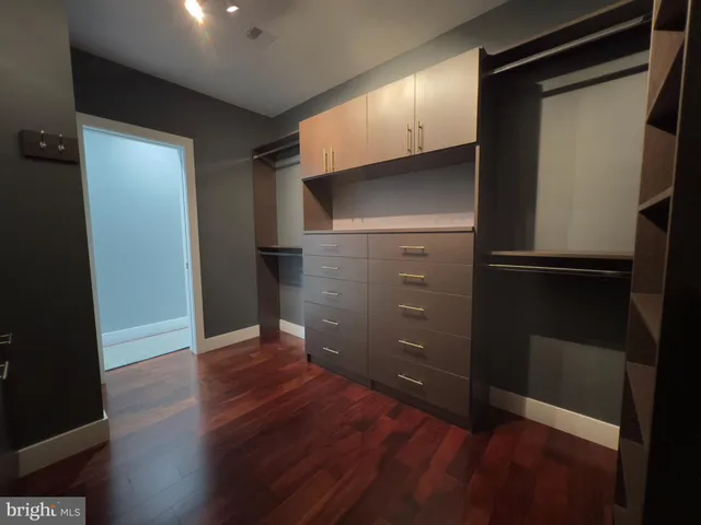 $4,500 | 423 Wallace Street, Philadelphia, PA 19123