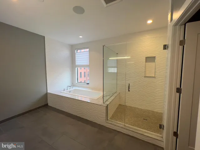 $4,500 | 423 Wallace Street, Philadelphia, PA 19123