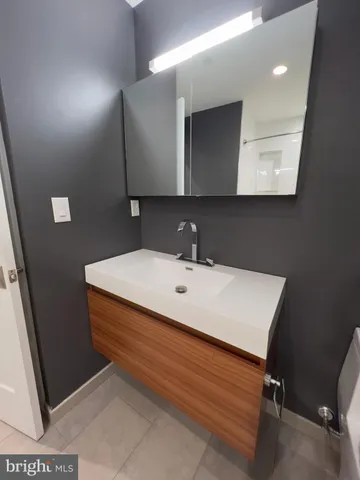 $4,500 | 423 Wallace Street, Philadelphia, PA 19123