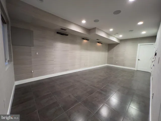 $4,500 | 423 Wallace Street, Philadelphia, PA 19123