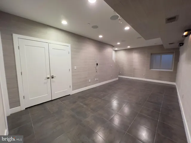 $4,500 | 423 Wallace Street, Philadelphia, PA 19123