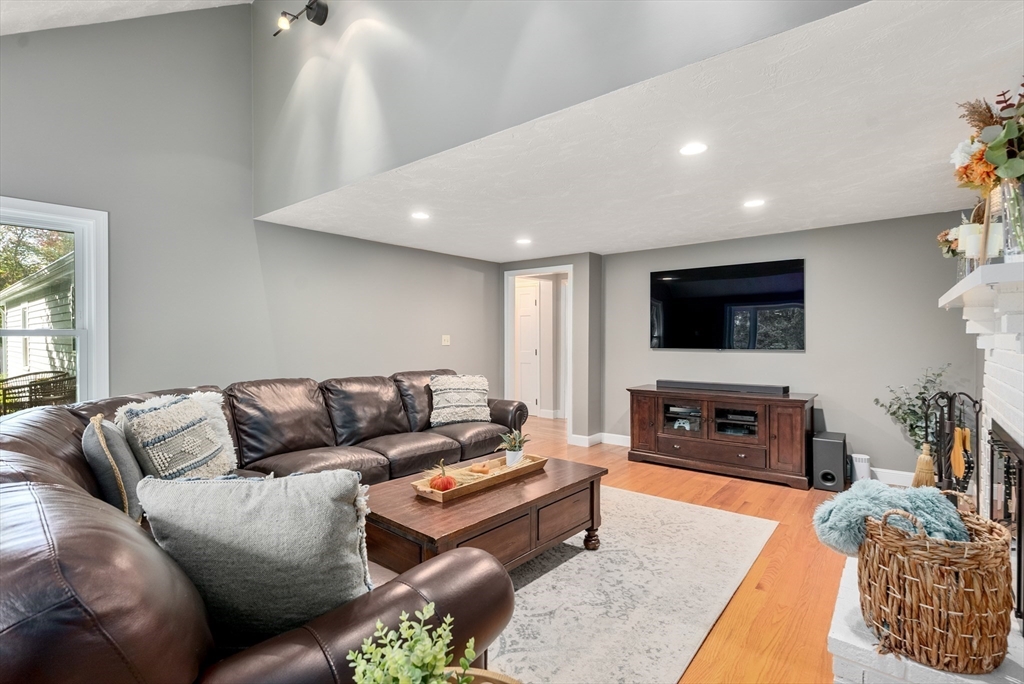 531 North Road Sudbury, MA 01776 - Photo 15 of 41 Gallery Image 15