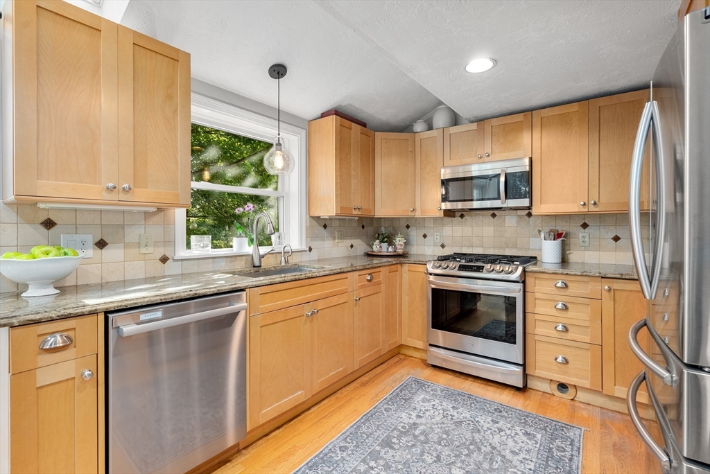 531 North Road Sudbury, MA 01776 - Photo 6 of 41 Gallery Image 6