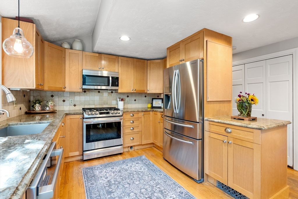 531 North Road Sudbury, MA 01776 - Photo 7 of 41 Gallery Image 7