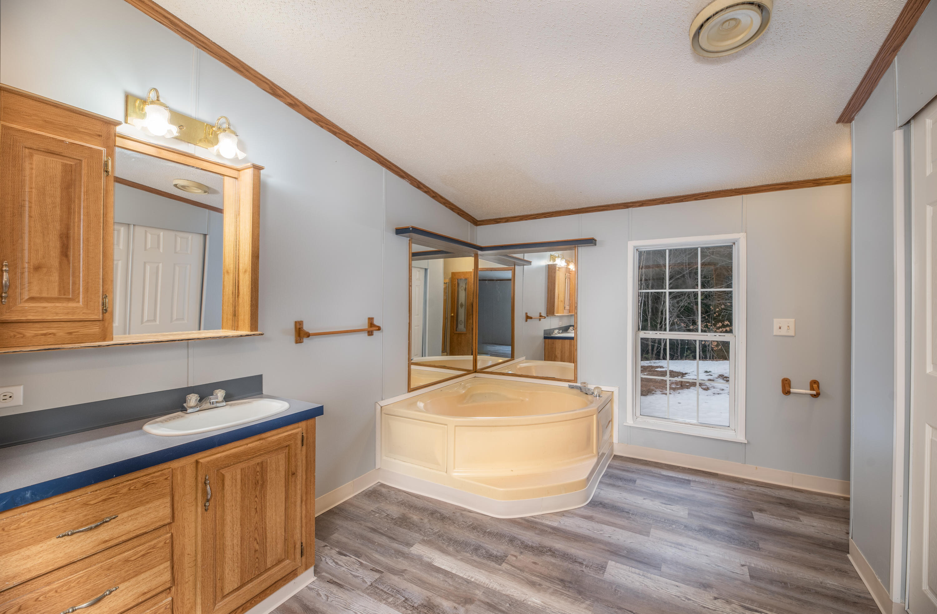 85 Maple Grove China, ME 04358 - Photo 23 of 30 Bathroom 1