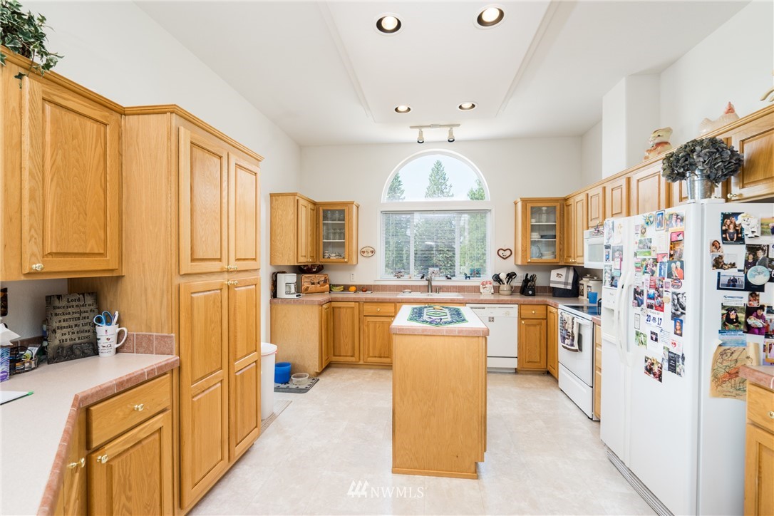 23795 Bulson Road Mount Vernon, WA 98274 - Photo 9 of 21 Gallery Image 9