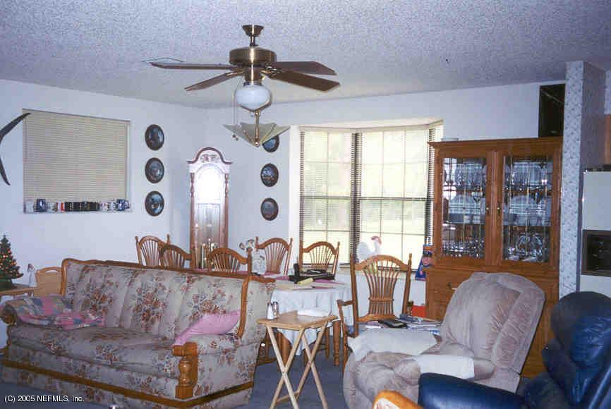 2901 Batten Road Bryceville, FL 32009 - Photo 2 of 7 Living/Dining Combo