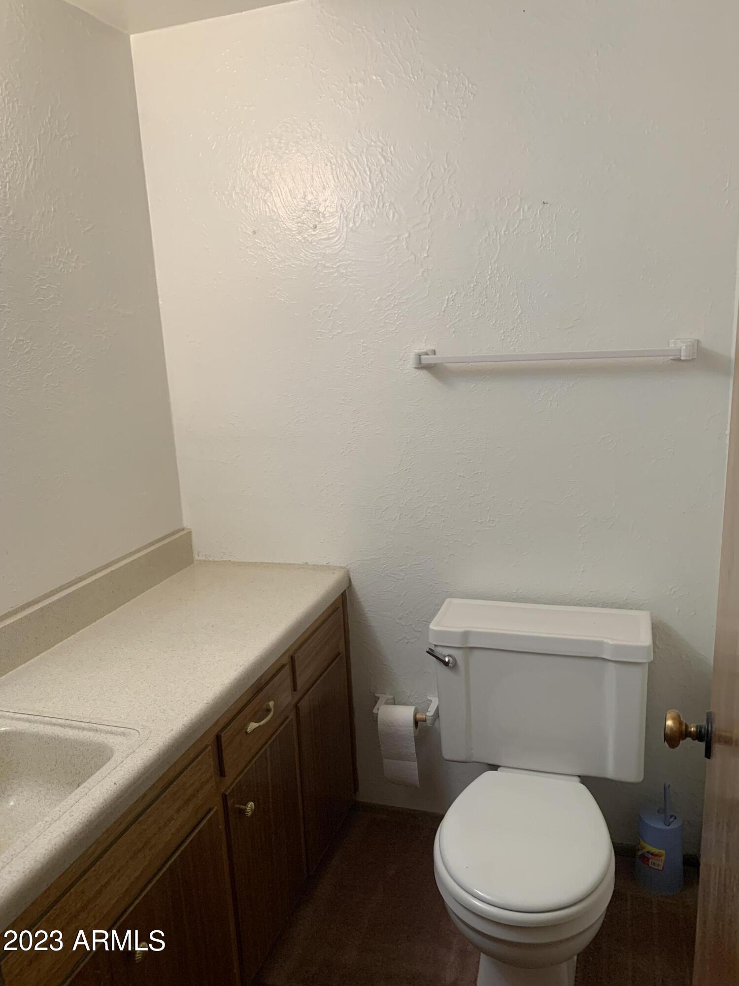 6613 West Osborn Road Phoenix, AZ 85033 - Photo 9 of 10 IMG-8035