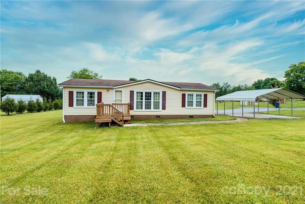 7713 Riverbend Road Claremont, NC 28610 - Photo 1 of 32 Gallery Image 1