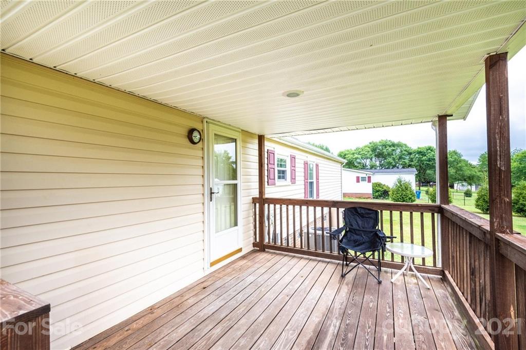 7713 Riverbend Road Claremont, NC 28610 - Photo 16 of 32 Gallery Image 16
