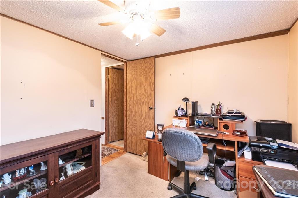 7713 Riverbend Road Claremont, NC 28610 - Photo 28 of 32 Gallery Image 28